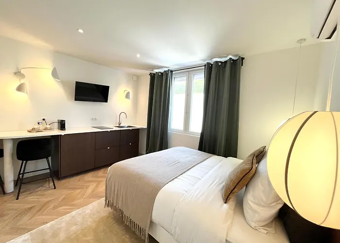 Hotels in Troyes