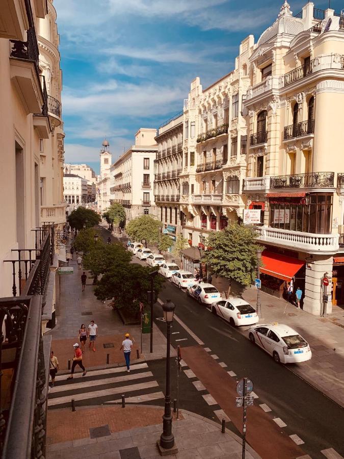Apartamento com Varanda