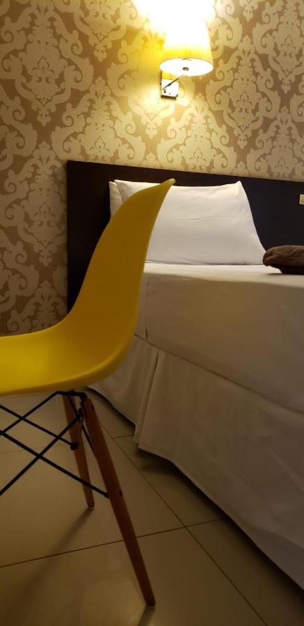 Quarto Duplo