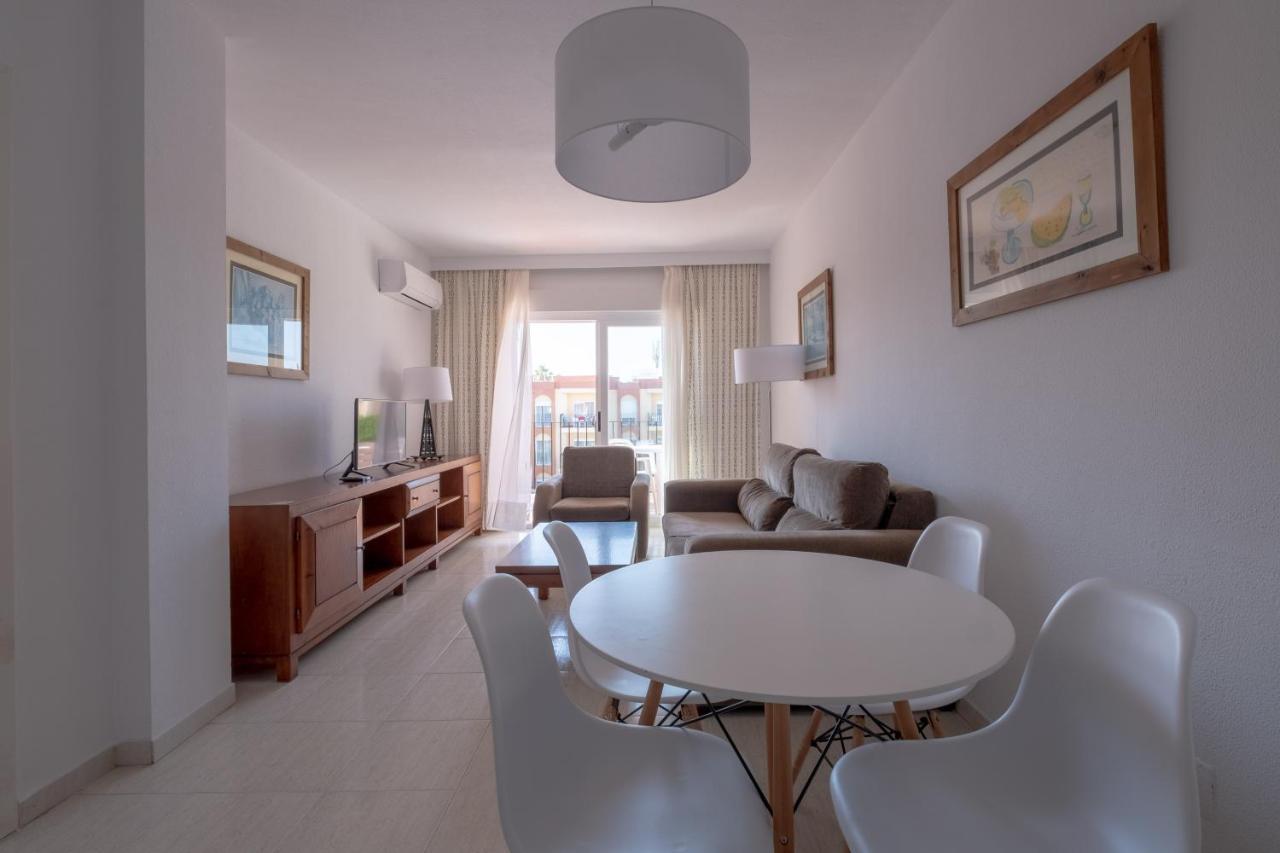 Apartamento con vistas laterales al mar