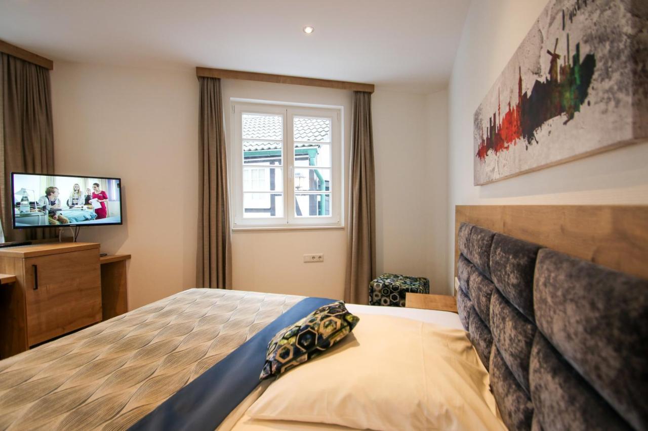 Doppelzimmer mit Zustellbett