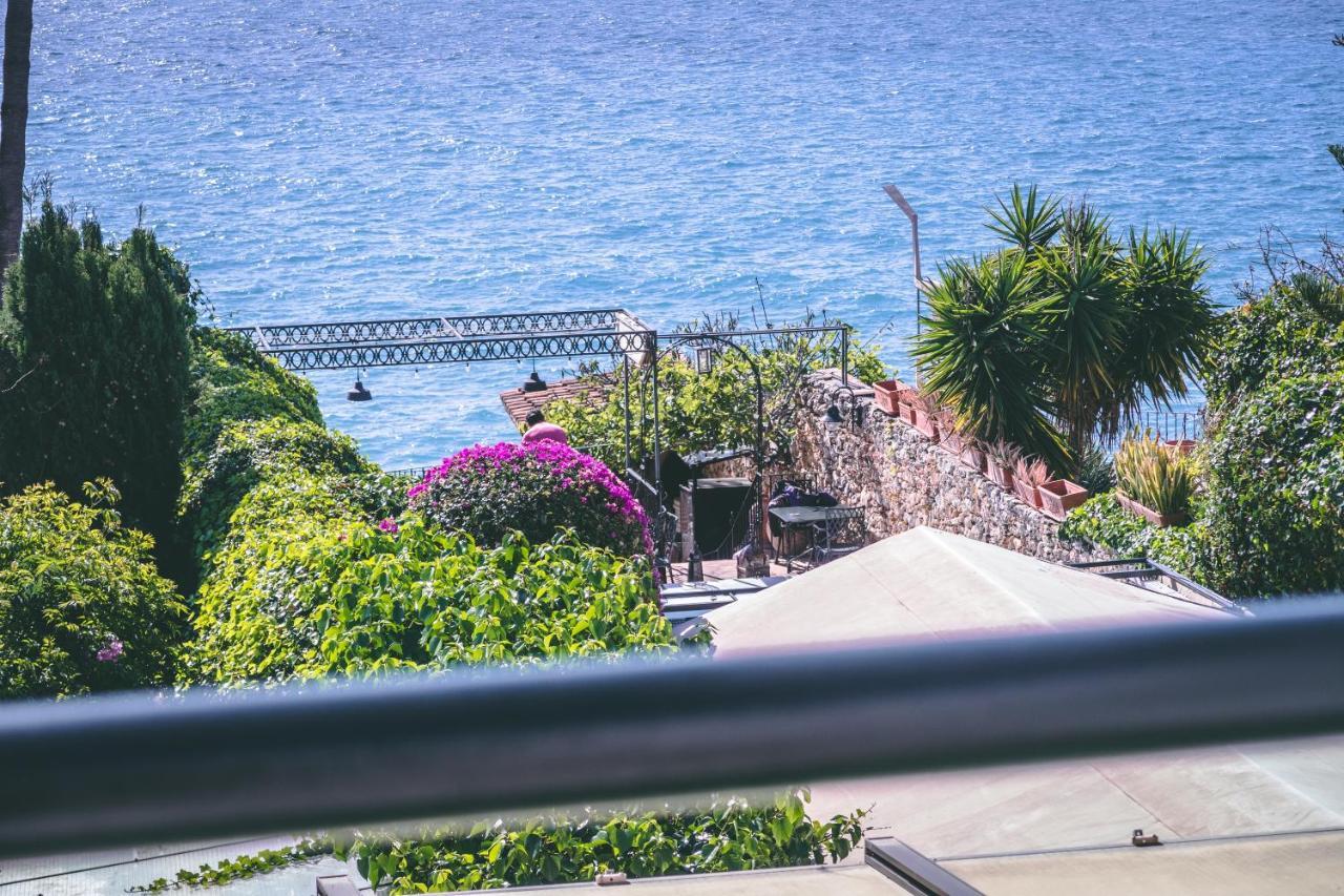 Suite Deluxe con vistas al mar