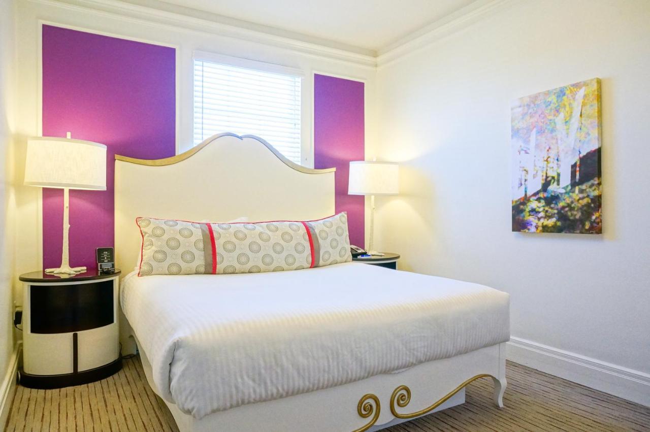 One-Bedroom Suite