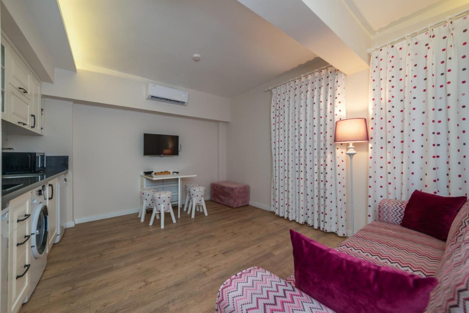Suite mit Kingsize-Bett mit Whirlpool