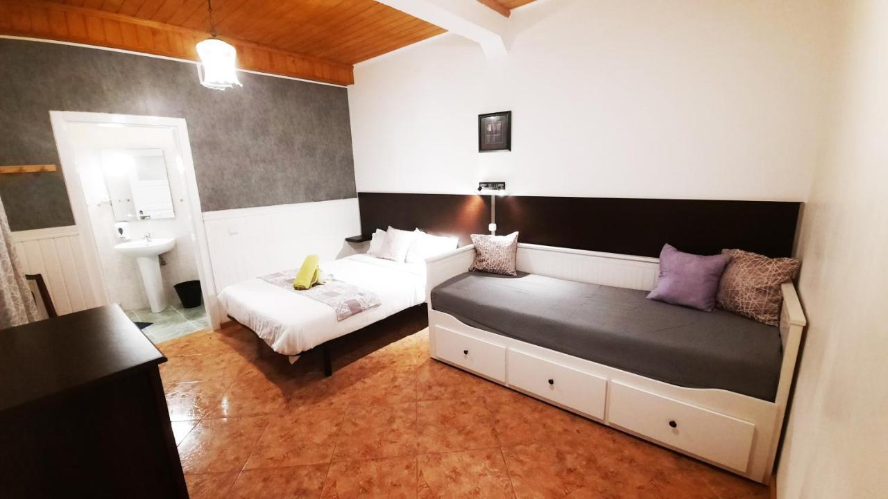 Alojamiento Doble con baño privado - 2 camas