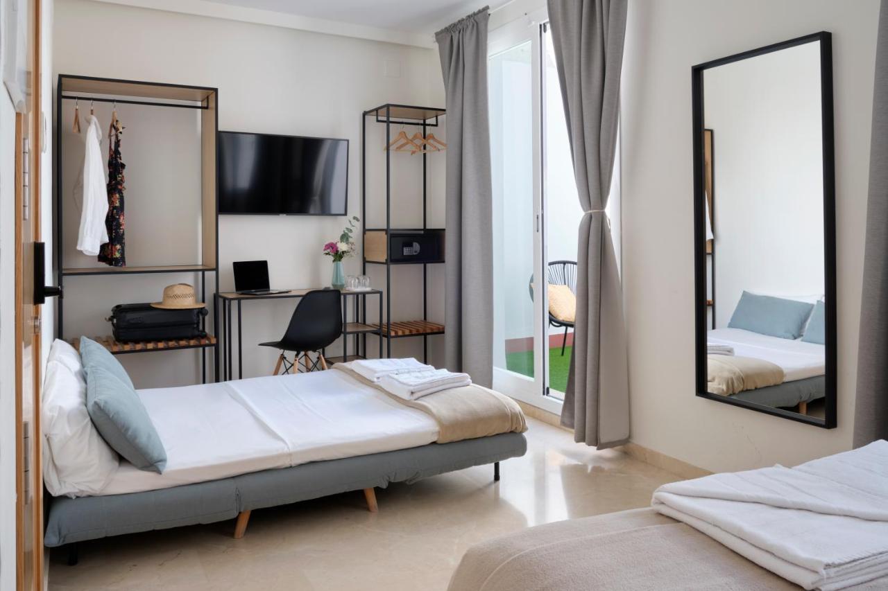 Quadruple Room with Terrace
