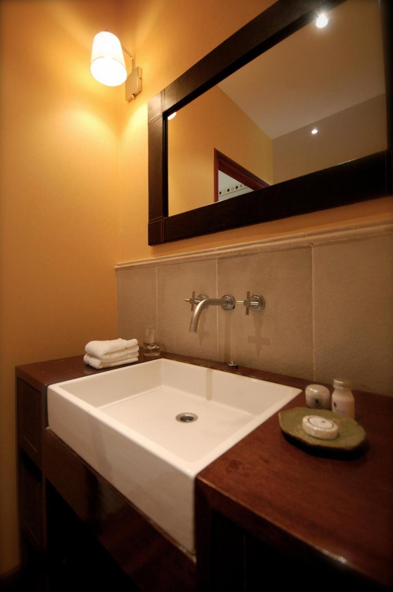 Quarto com 2 Camas de Solteiro