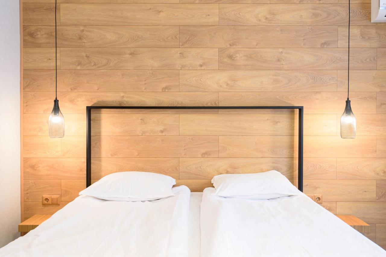 Zimmer mit Kingsize-Bett