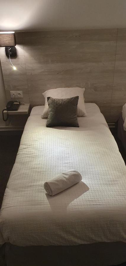 Single Room,1124448066:JPEG
