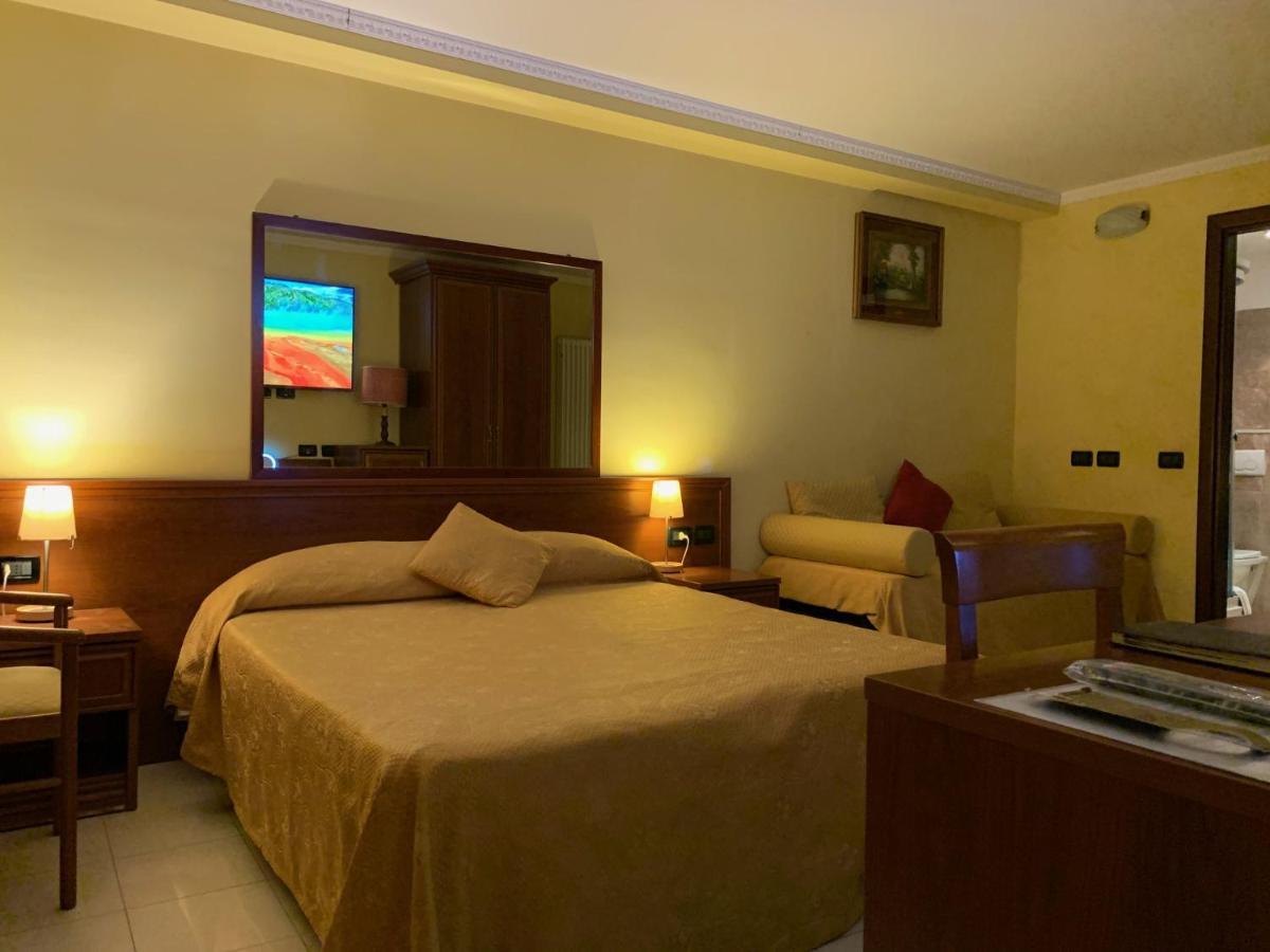 Quarto Duplo Econômico
