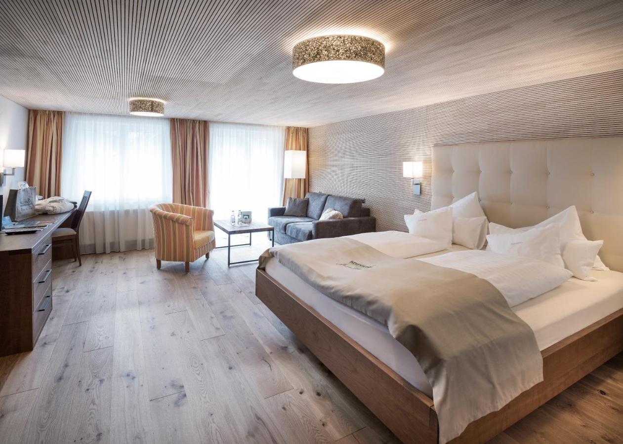 Doppelzimmer mit Gartenblick