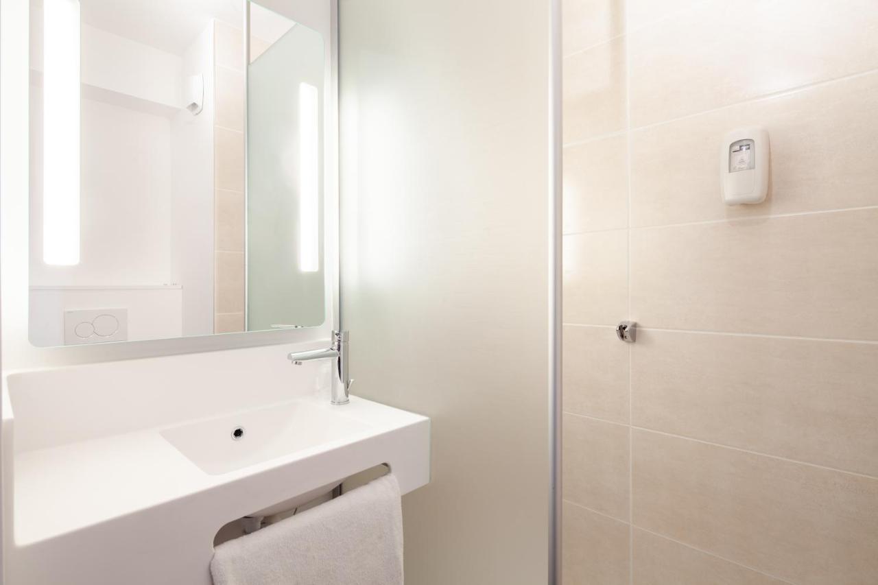 Chambre Double - Accessible aux Personnes à Mobilité Réduite