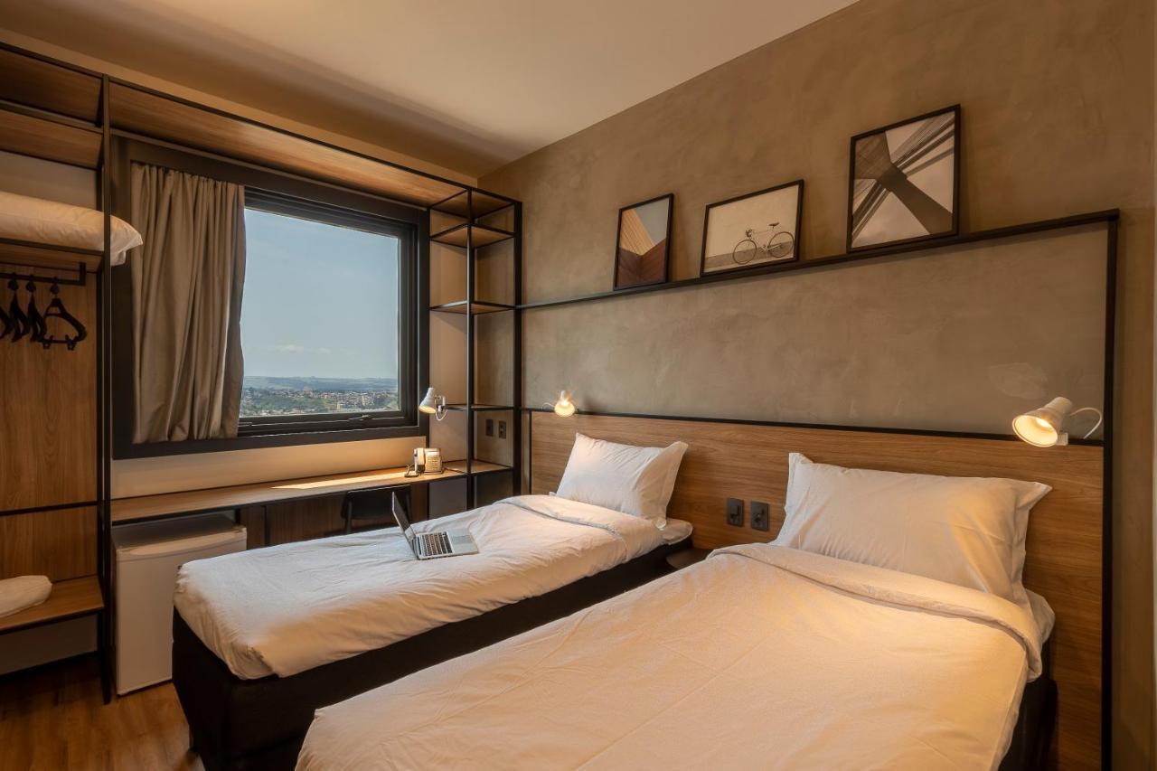 Quarto Standard com 2 Camas de Solteiro