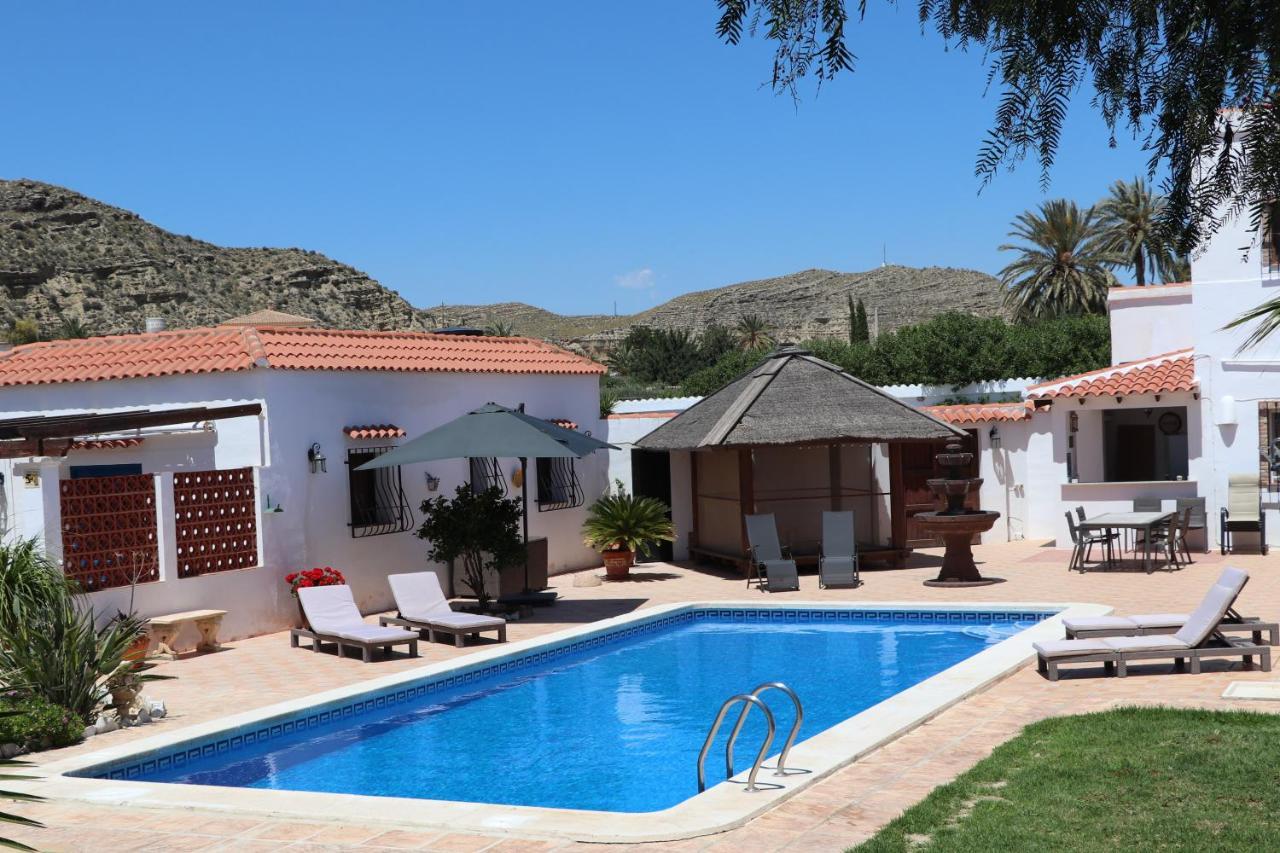 Habitación Familiar con vistas al jardín