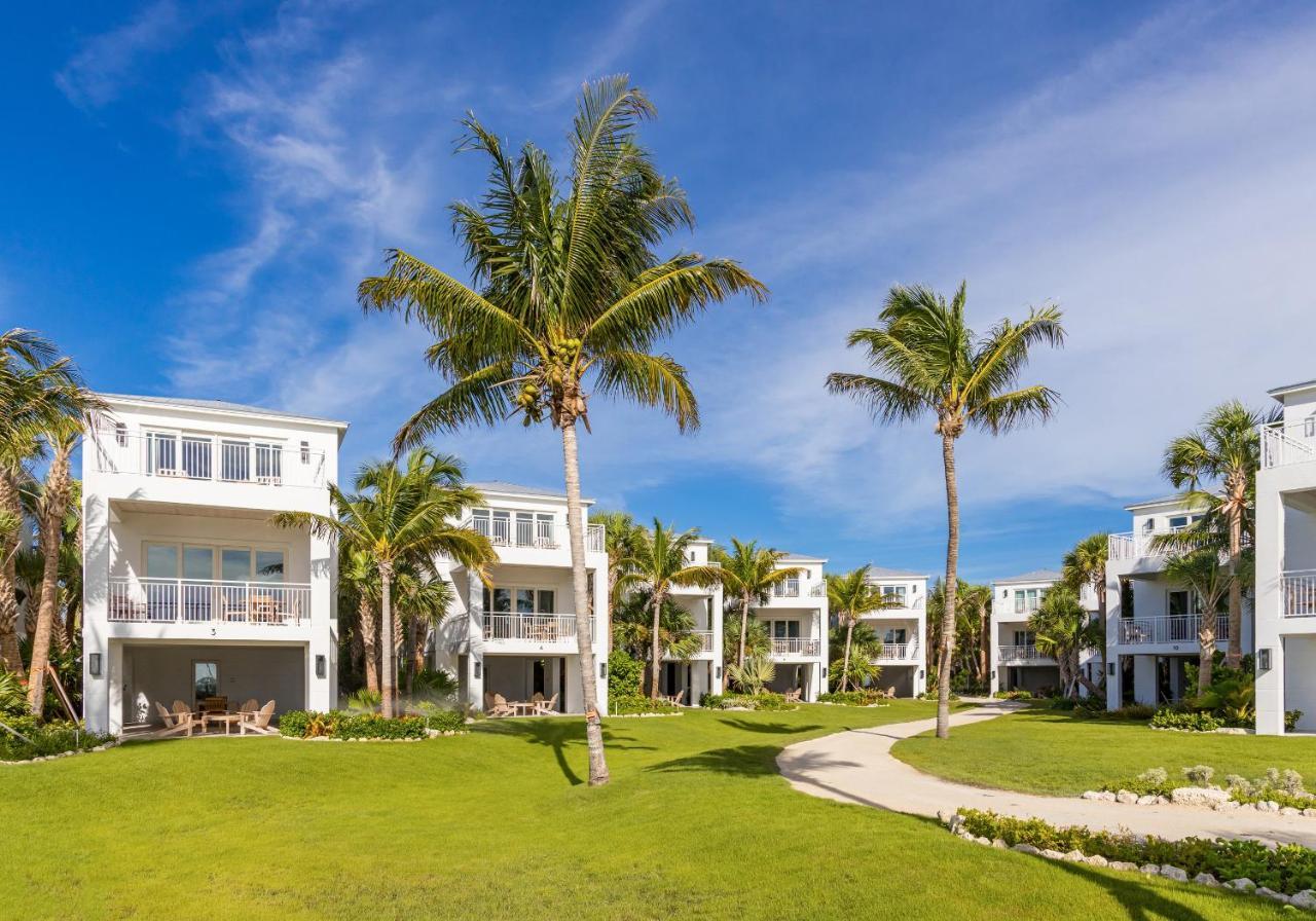 Four-Bedroom Waterfront Villa