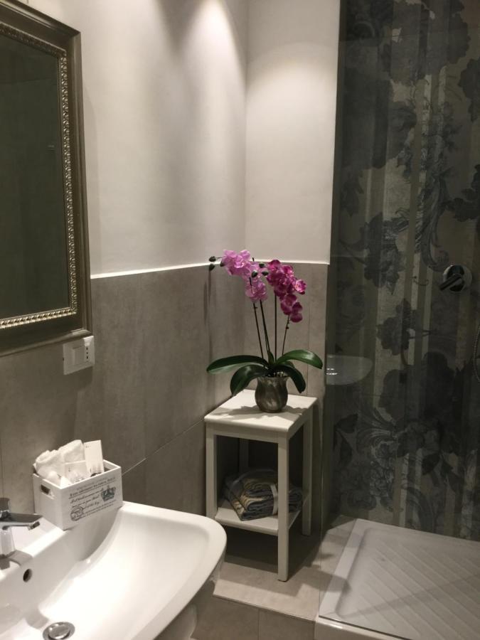 Deluxe Room,1033185386:JPEG