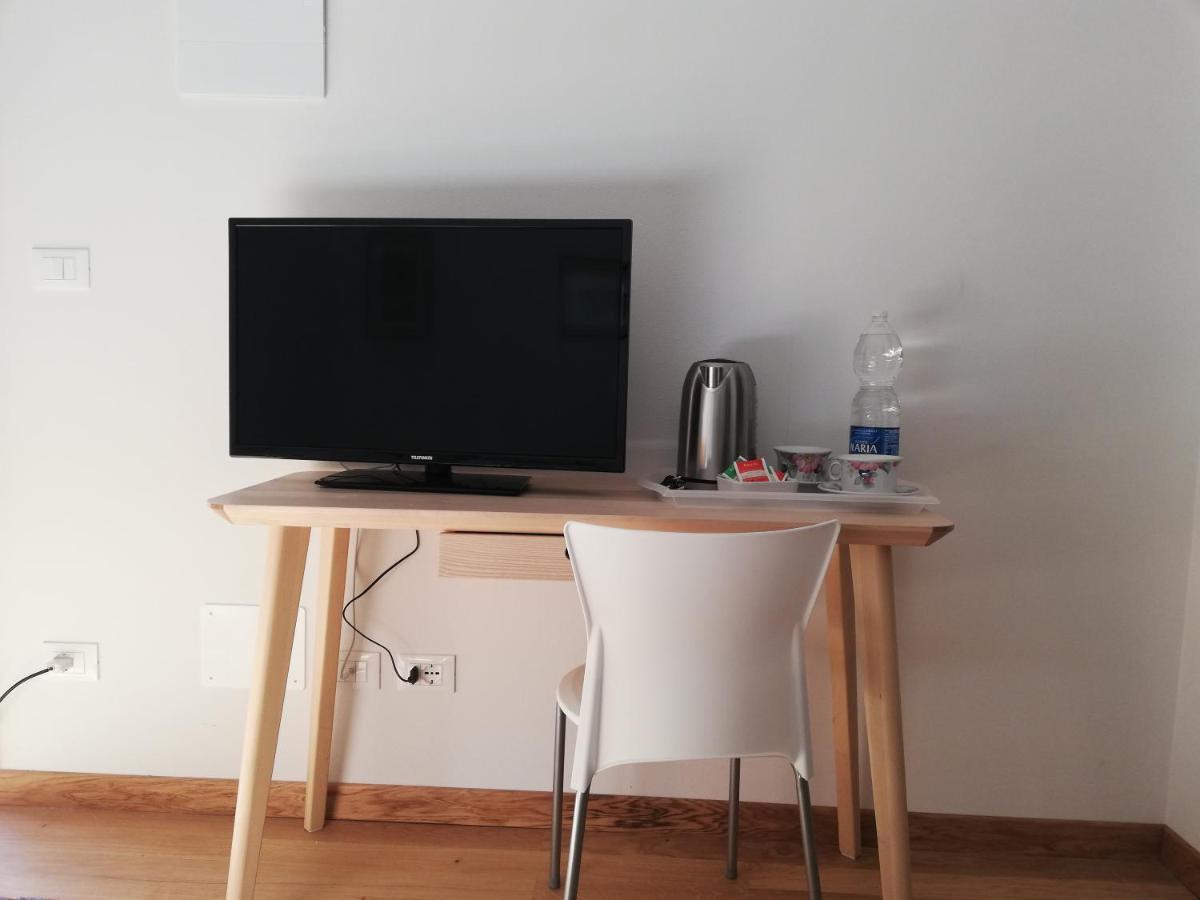 Camera Matrimoniale/Doppia con Letti Singoli con Bagno Privato
