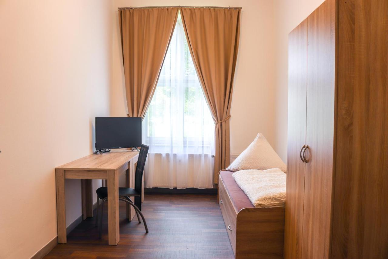 Standard Zweibettzimmer mit Gemeinschaftsbad