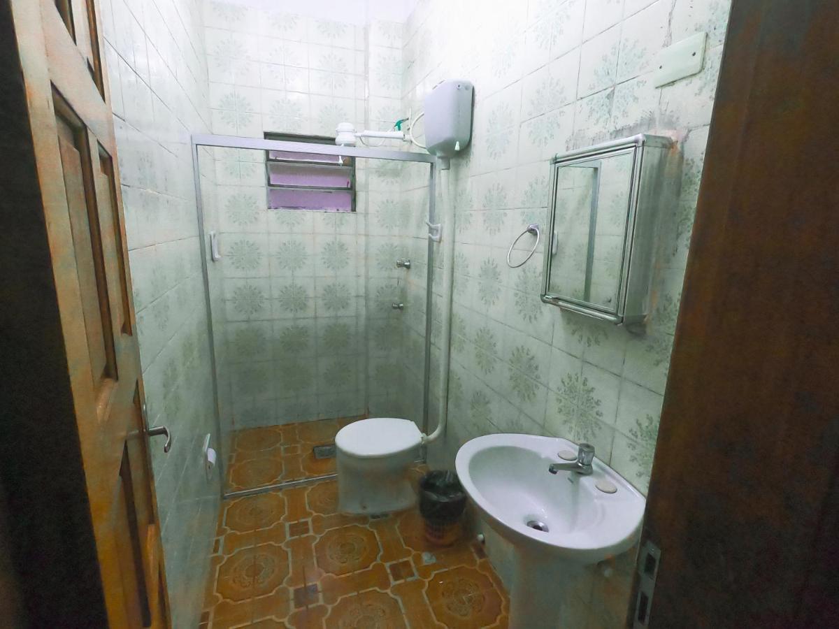 Quarto Duplo Deluxe com Chuveiro