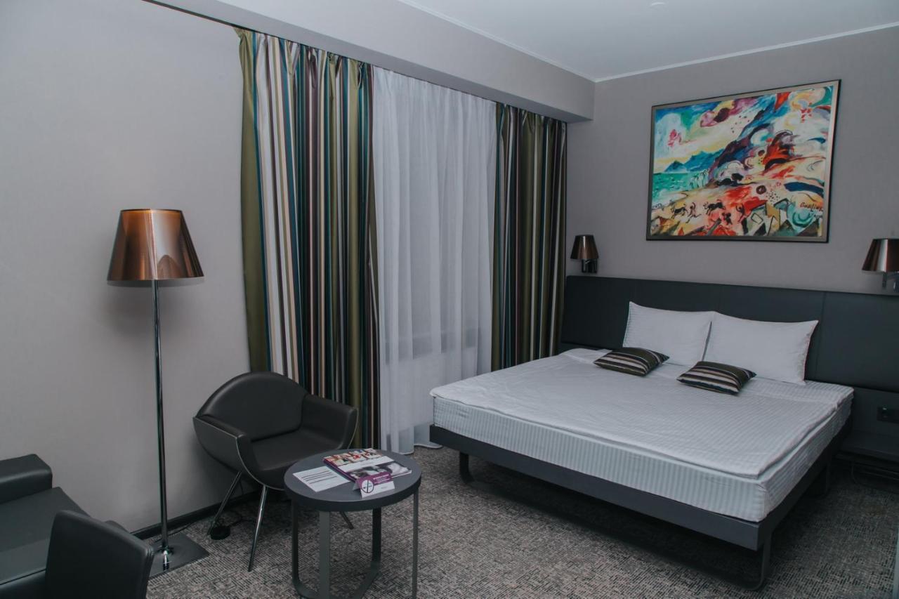 Deluxe Zimmer mit Kingsize-Bett