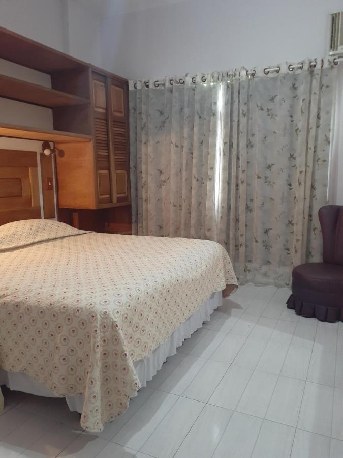 Quarto Superior com Cama de Casal ou 2 de Solteiro