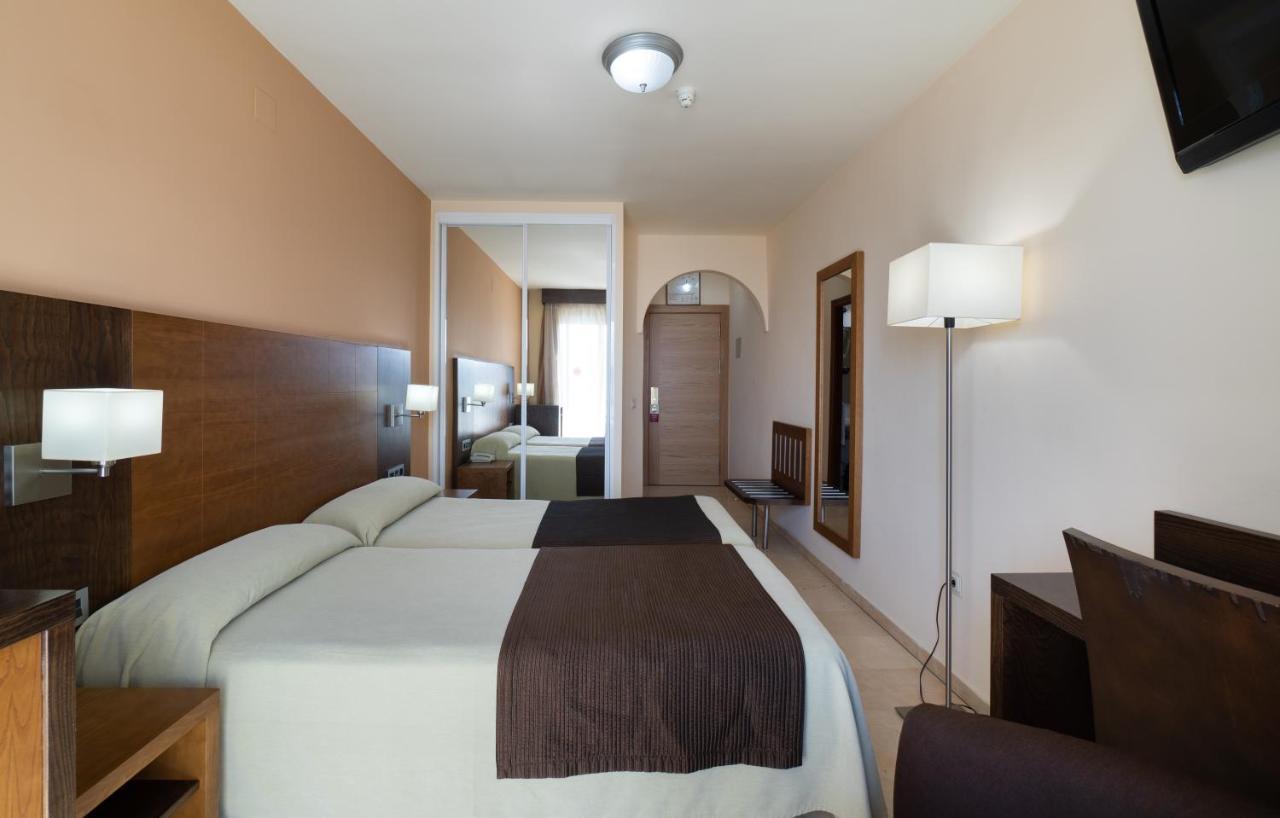 Double or Twin Room with Sea View,1305864334:JPEG