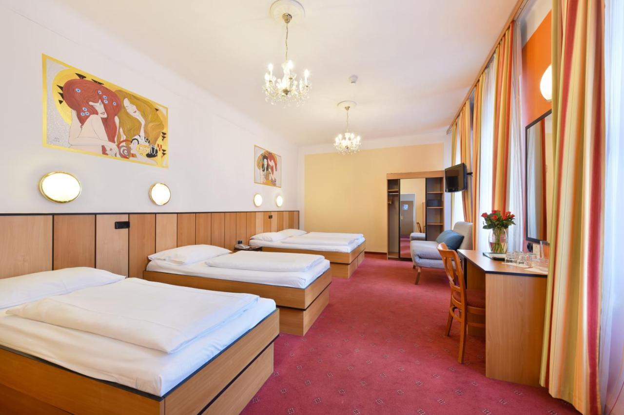Triple Room,1039207618:JPEG