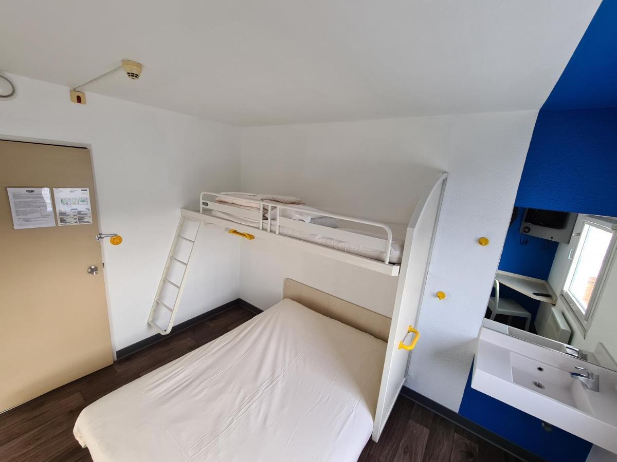 Chambre Triple avec Salle de Bains Commune