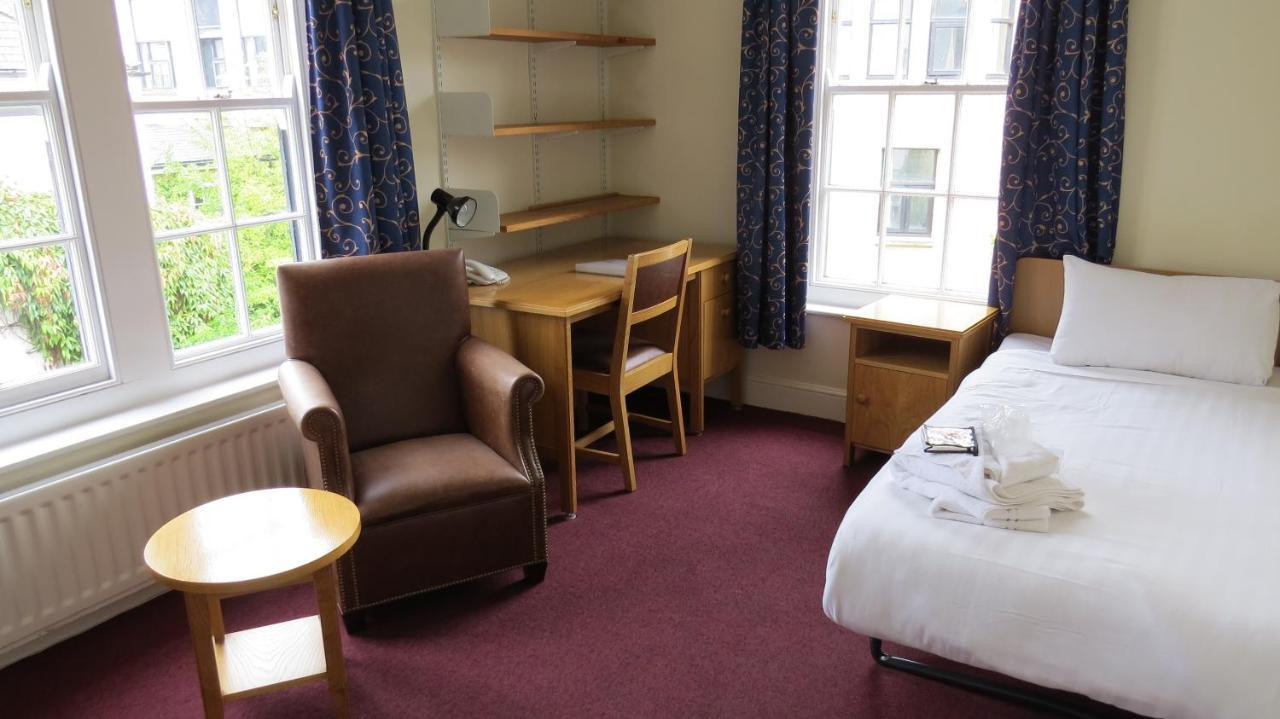 Eenpersoonskamer met Eigen Badkamer