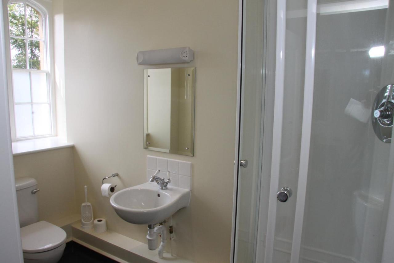 Eenpersoonskamer met Gedeelde Badkamer
