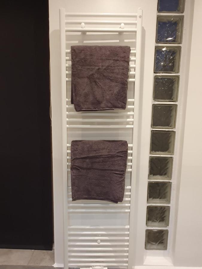 Tweepersoonskamer met 1 of 2 Bedden en Badkamer