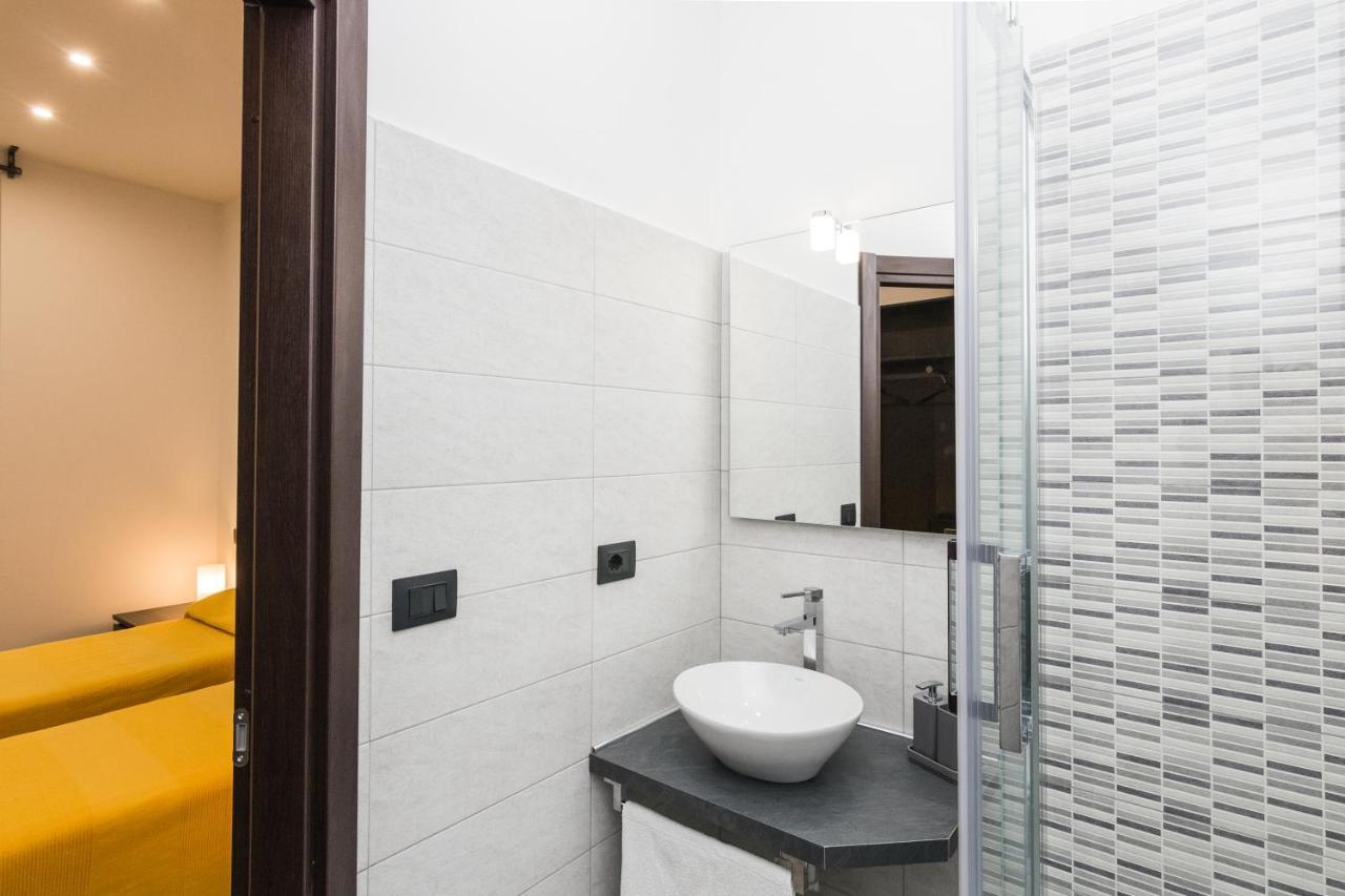 Doppel-/Zweibettzimmer mit eigenem Bad