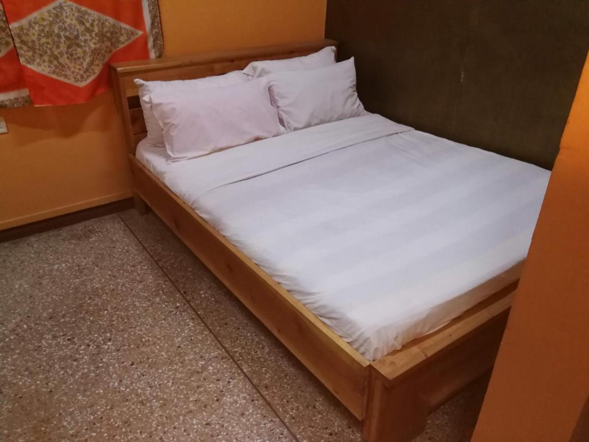 Doppelzimmer mit eigenem externen Bad