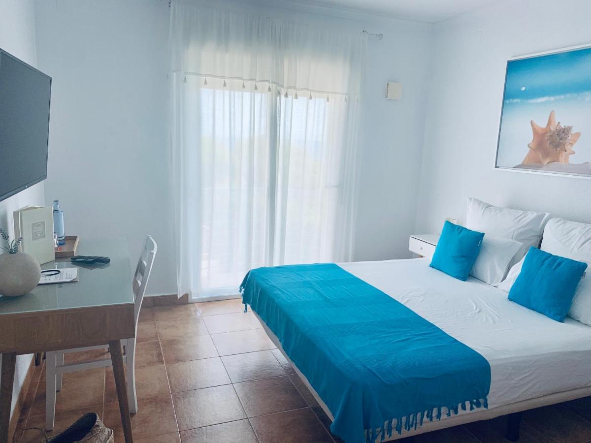 Habitación Doble Deluxe con balcón y vistas al mar