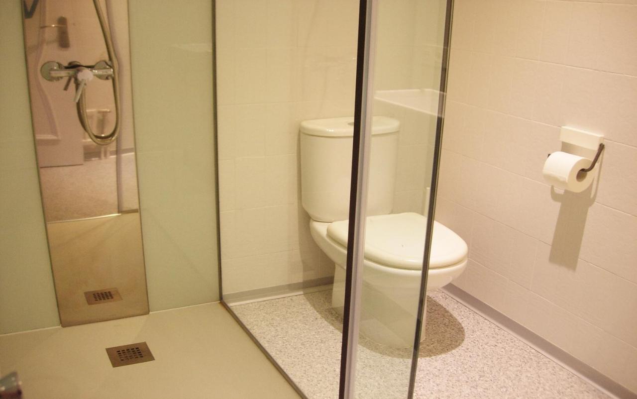 Double Room Extra Bed private bathroom,1062822667:JPEG