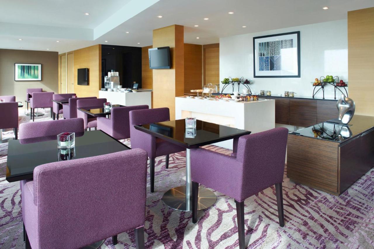 Executive Premier Room with Queen Bed