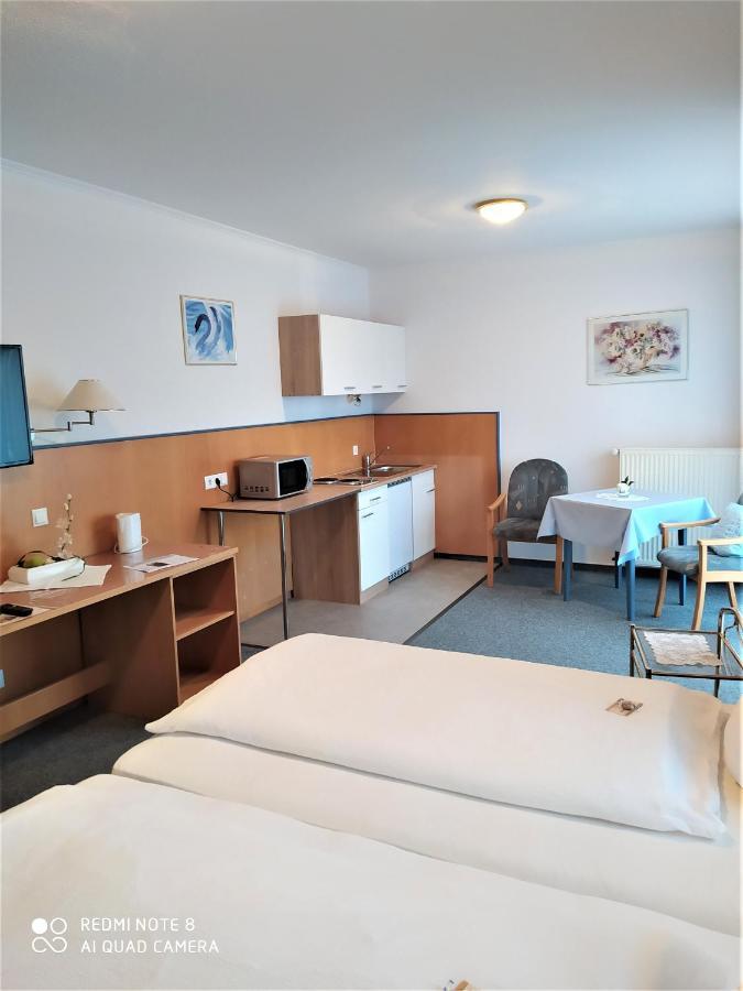 Apartment mit Balkon