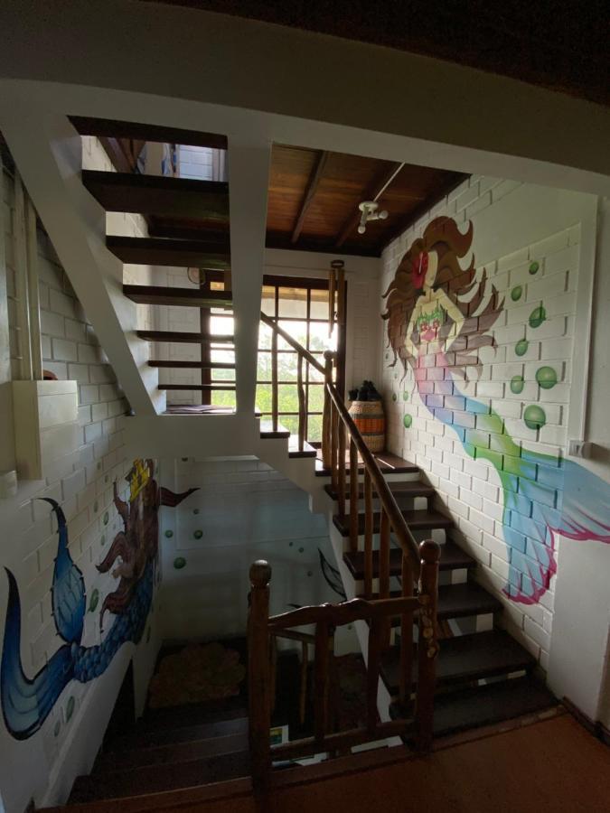 Cama em Beliche em Dormitório Feminino