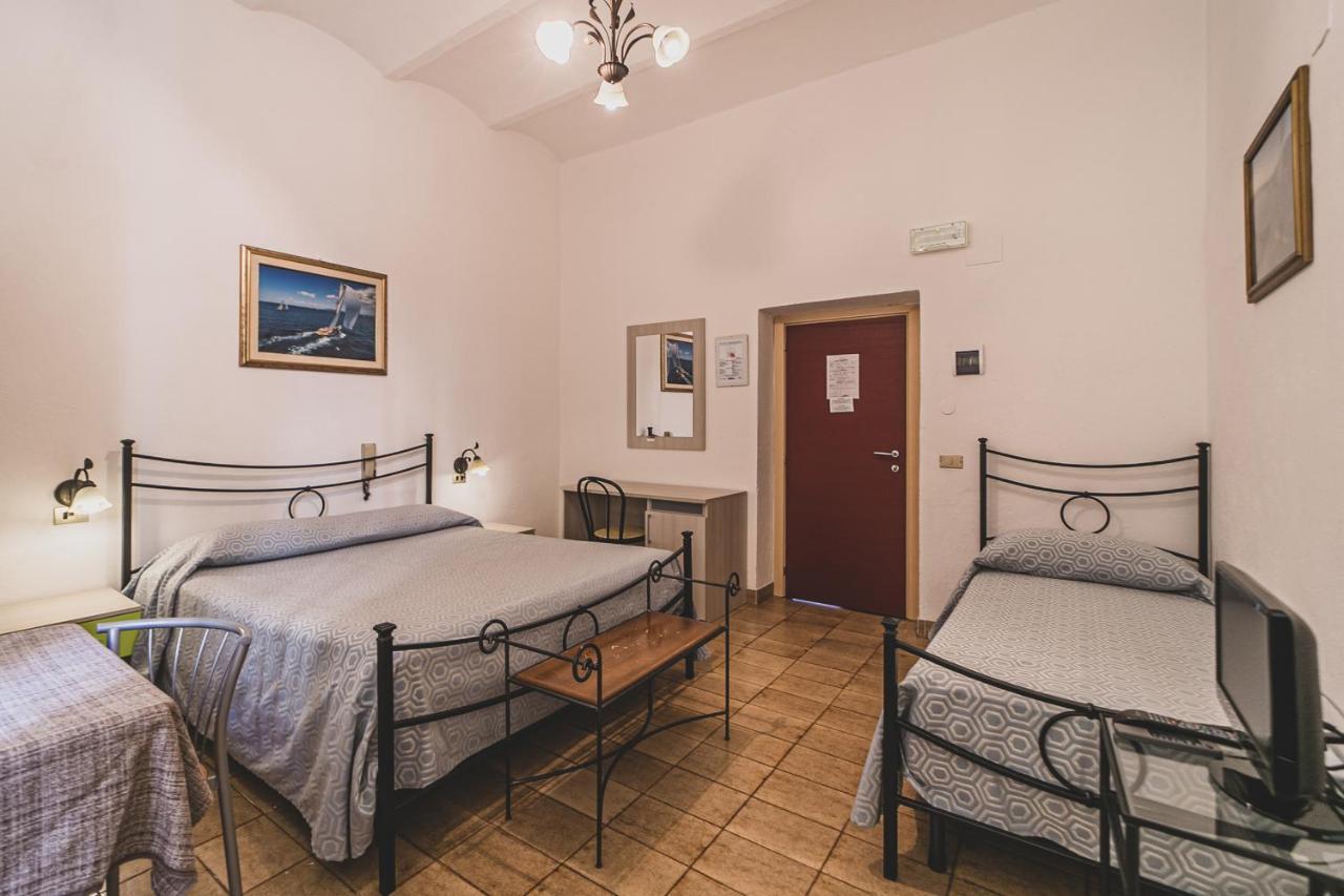 Budget Triple Room,1589305990:JPEG