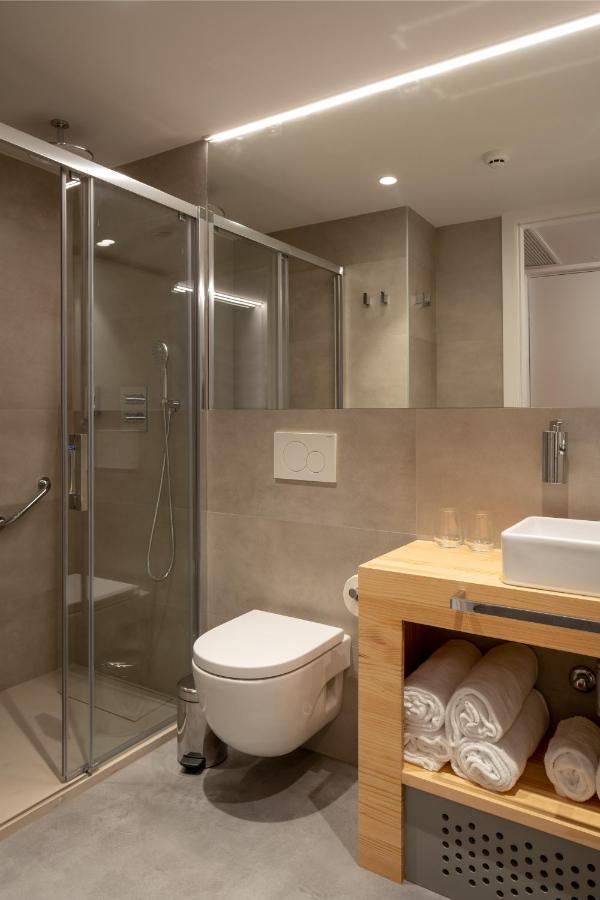 Chambre Familiale - Vue sur Ville