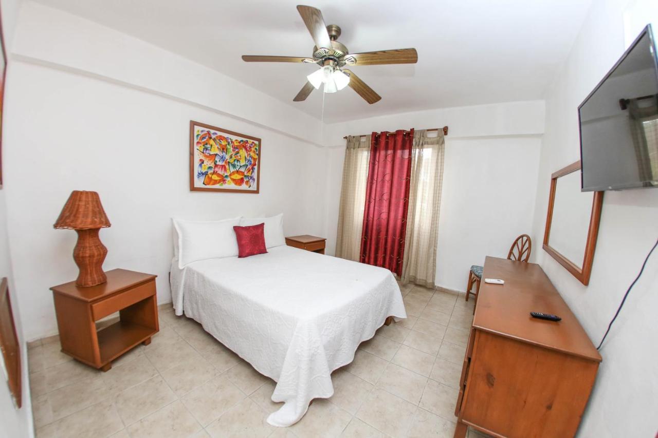 Standard Room,1315783720:JPEG