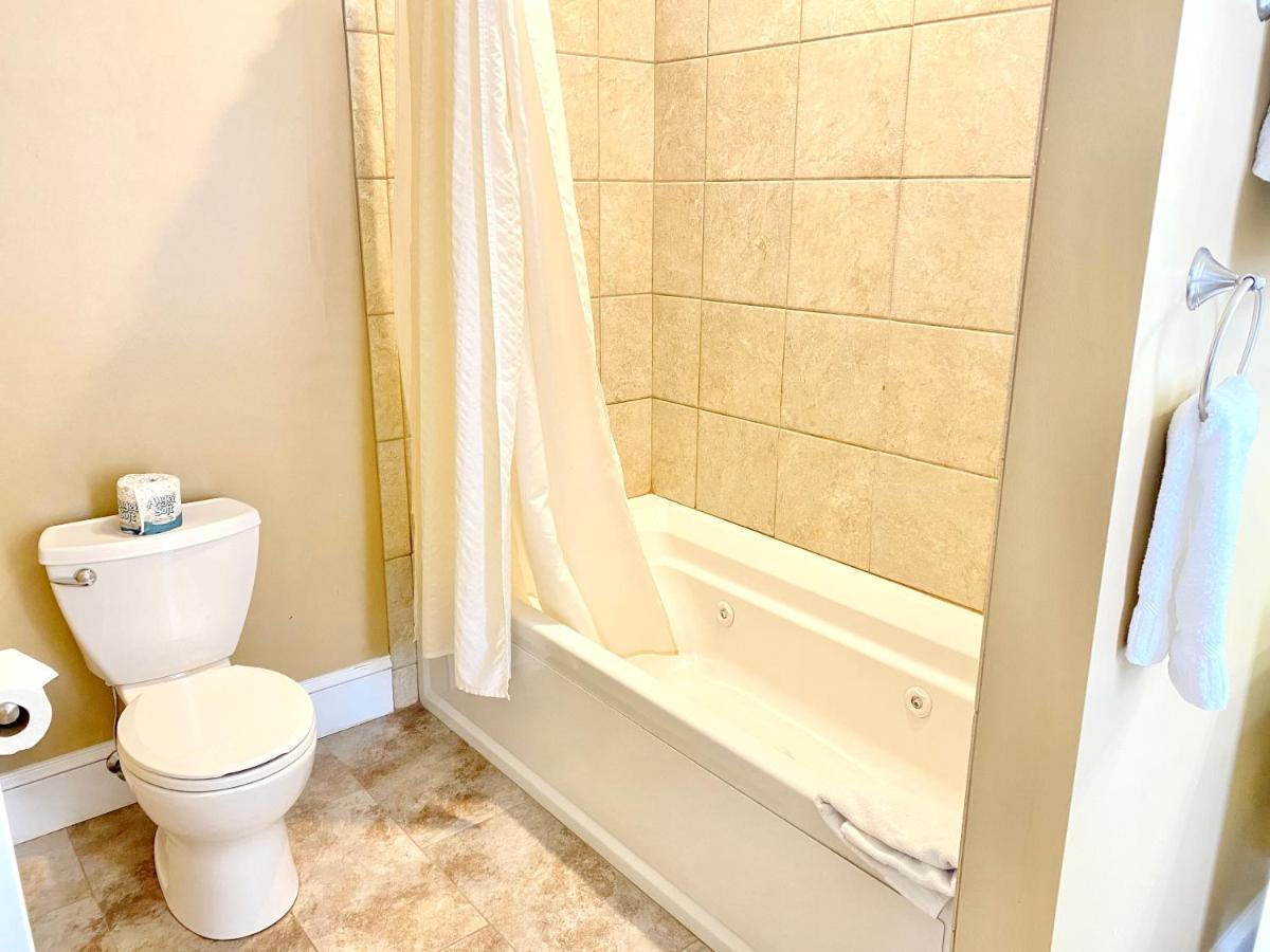 King Room with Spa Bath