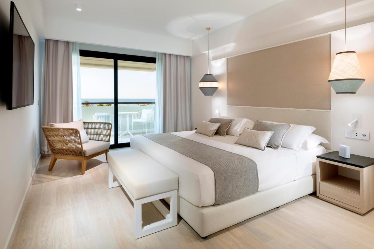 Suite with Sea View,1083651565:JPEG