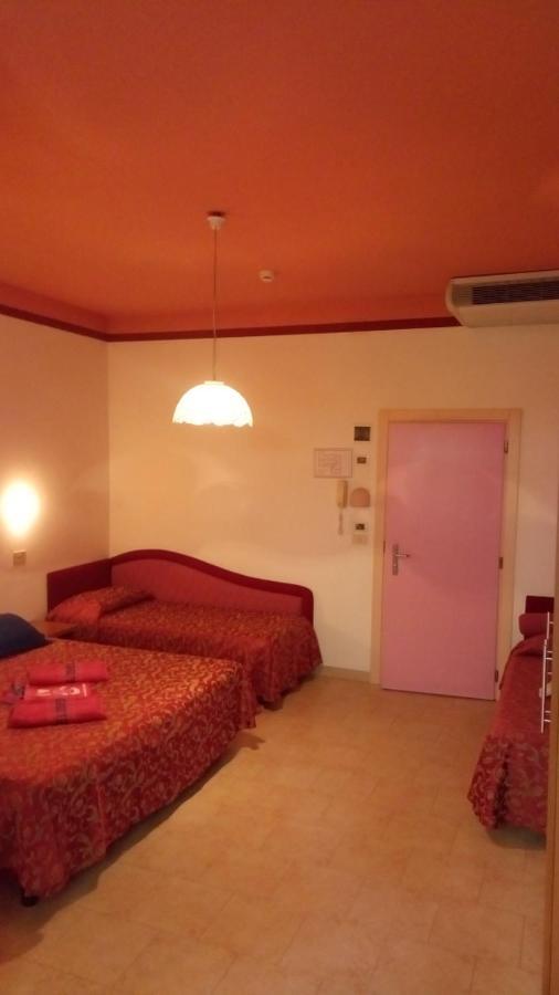 Camera Familiare con Bagno
