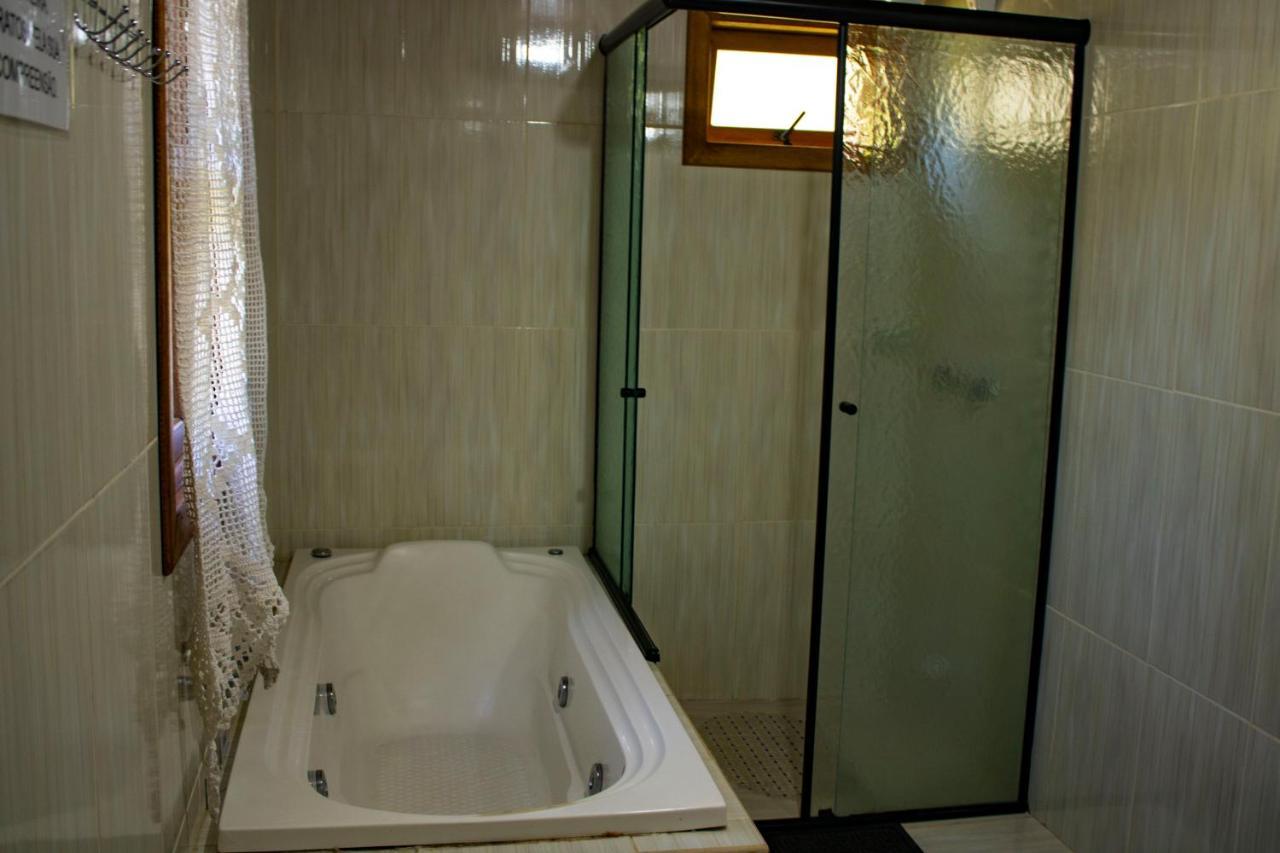 Deluxe Suite with Spa Bath,1086682294:JPEG