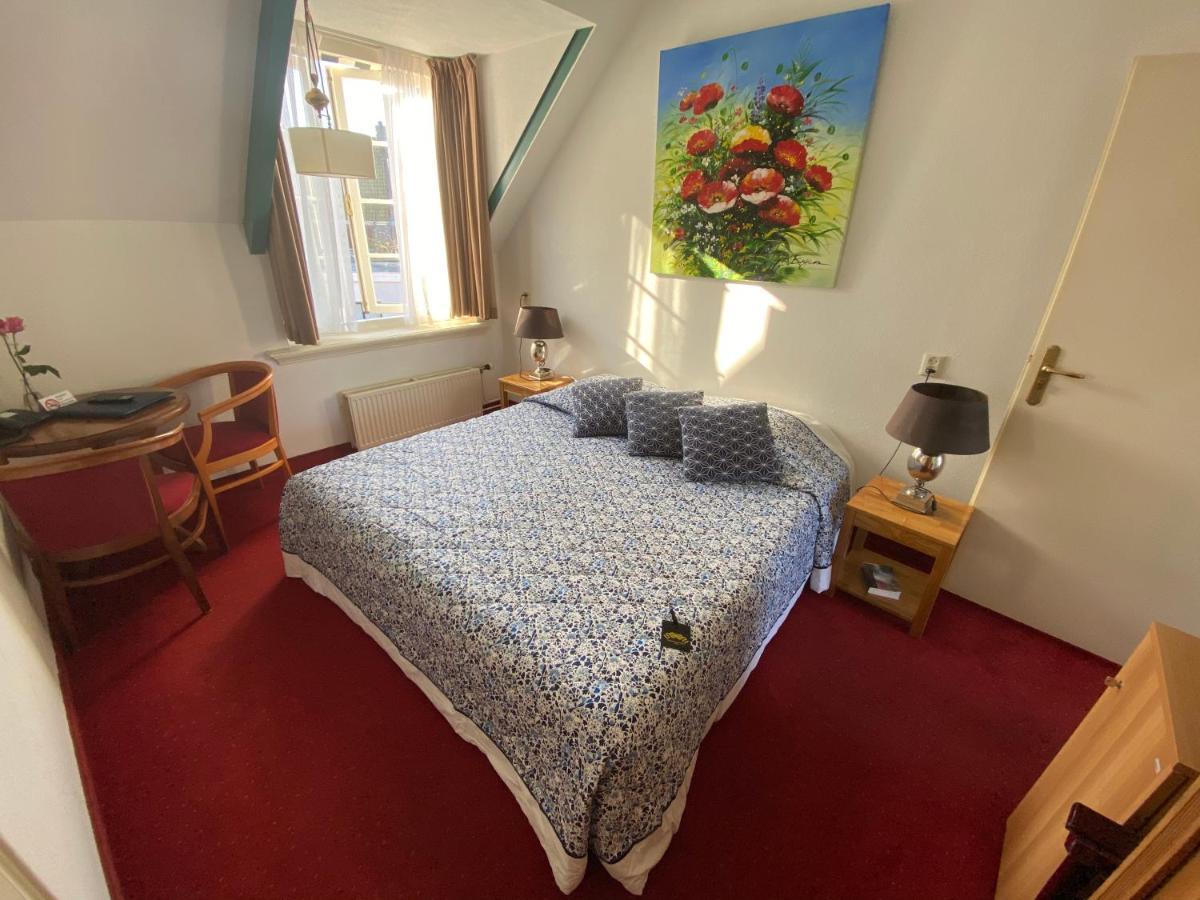 Double Room Bath,1124444439:JPEG