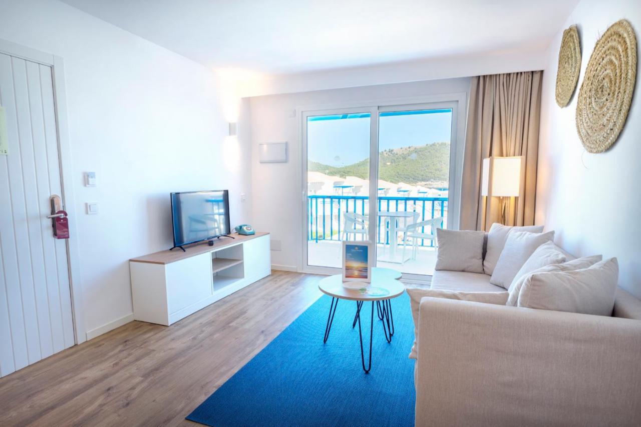 Two Bedroom Suite,994717747:JPEG