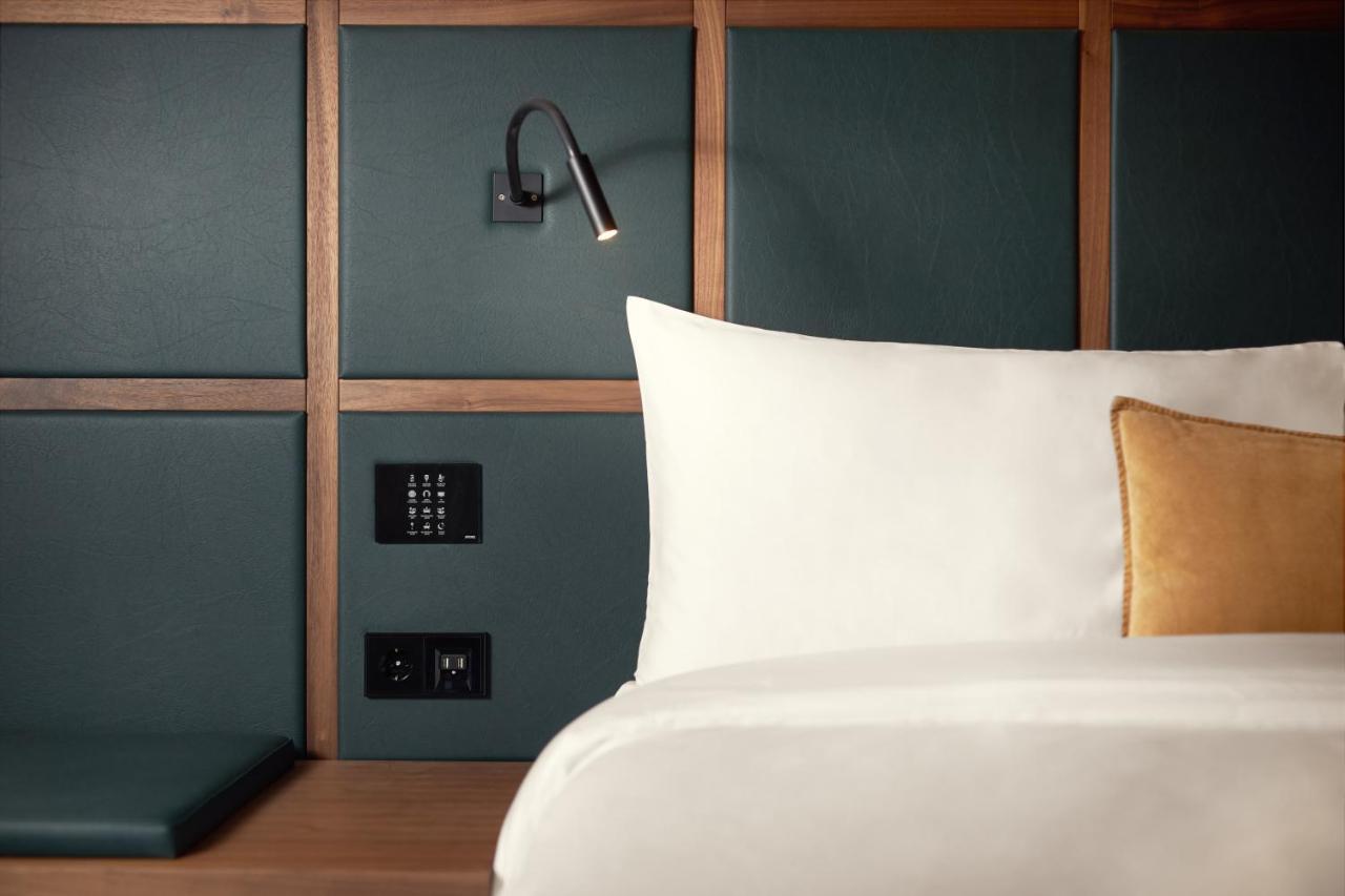Chambre Lit Queen-size - Accessible aux Personnes à Mobilité Réduite