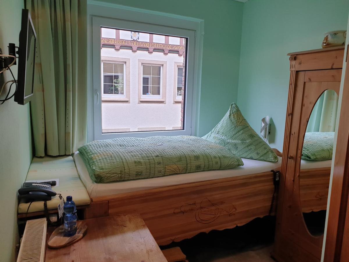 Single Room,1089932926:JPEG