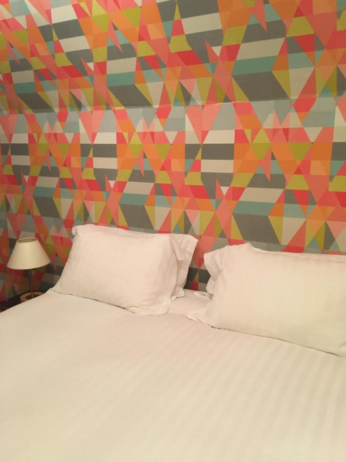 Single Room,547170792:JPEG